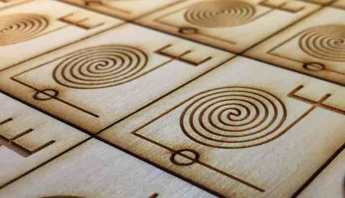 Microfluidic devices made of wood