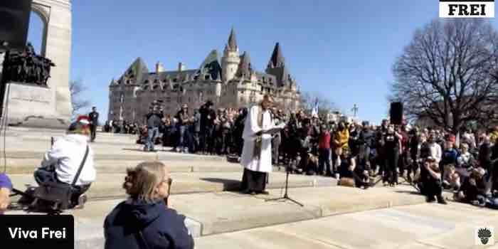 Weekend’s Wreath Restored Dignity to Canada’s National War Memorial