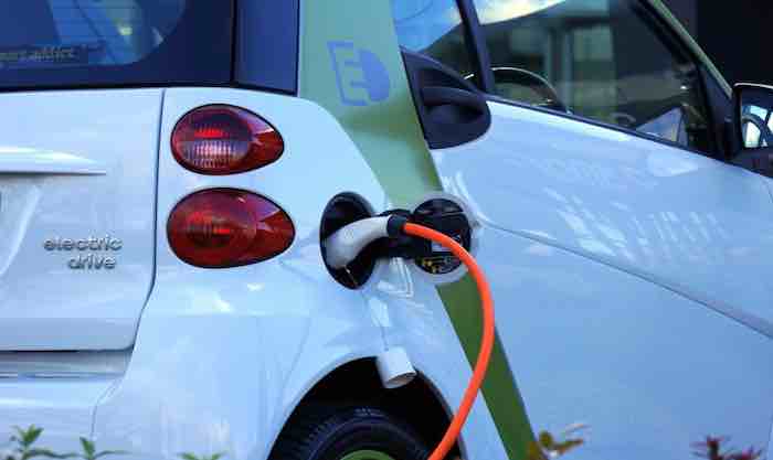 The Afterlife of Electric Vehicles: Battery Recycling and Repurposing