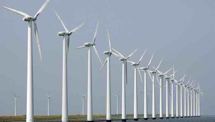 Expensive Wind Farm Calls It Quits