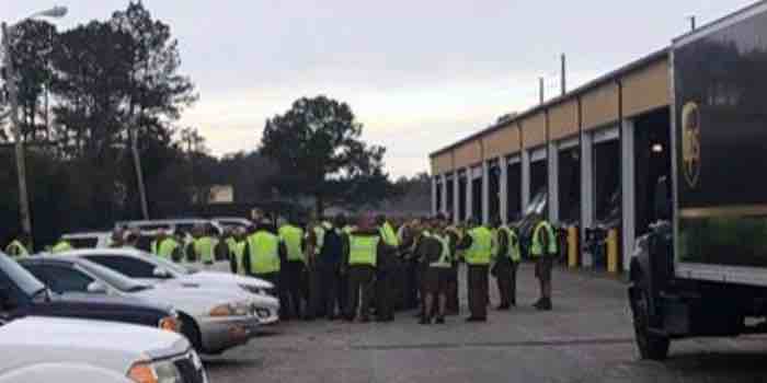 UPS Punishes Drivers for Prayer Meetings