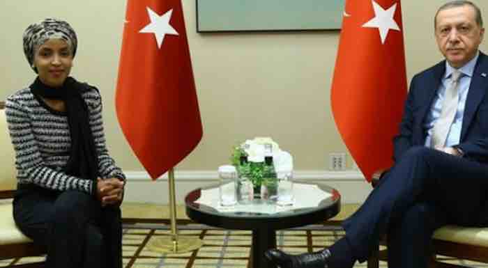 Erdogan posing with Ilhan Omar