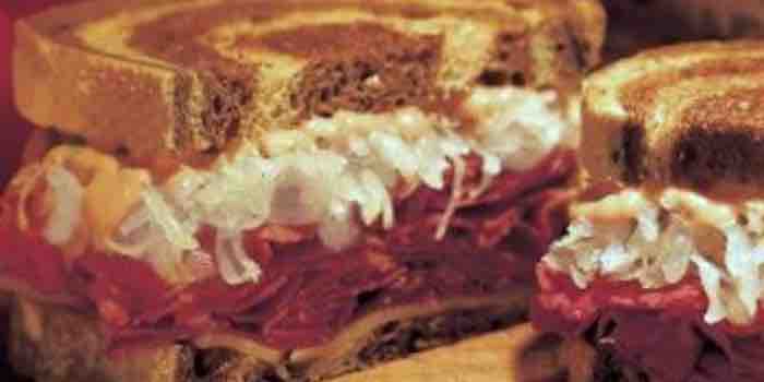To go to the next level of nirvana at lunch time: The classic Reuben sandwich