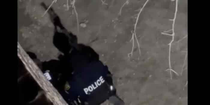 7 San Antonio police officers shot in confrontation with suspect with 3 ...